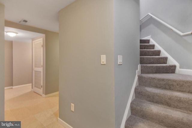 15309 LIONS DEN RD, Burtonsville, MD 20866