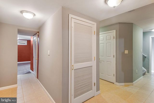 15309 LIONS DEN RD, Burtonsville, MD 20866