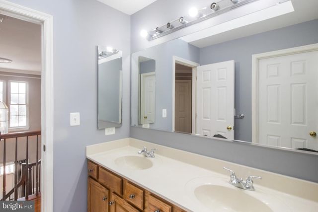 15309 LIONS DEN RD, Burtonsville, MD 20866