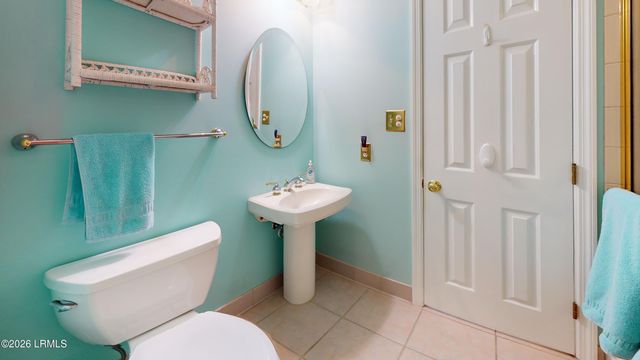 2 Sweet Gum Lane, Hilton Head Island, SC 29928