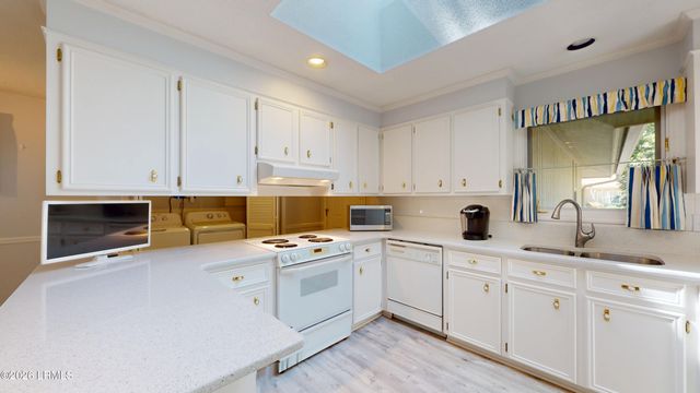 2 Sweet Gum Lane, Hilton Head Island, SC 29928