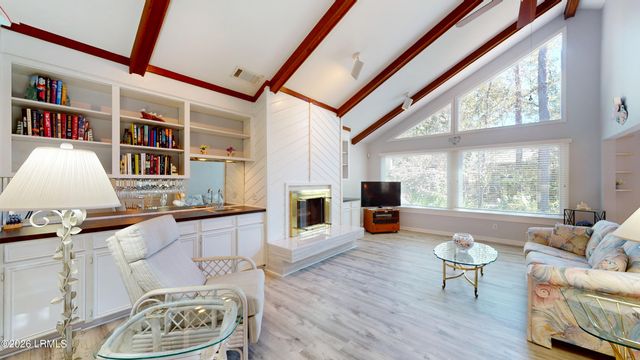 2 Sweet Gum Lane, Hilton Head Island, SC 29928