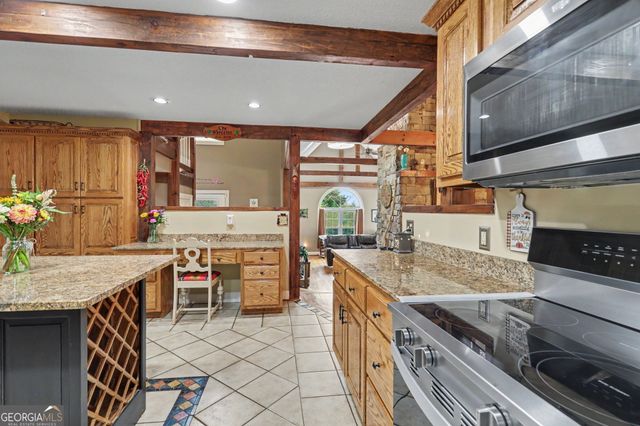 171 Bell Colony Road, Dillard, GA 30537