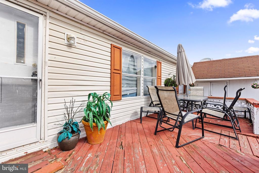 Image 4 of property listing at 524 N PINE ST, Middletown, PA 17057