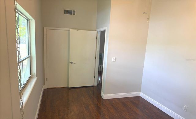4221 LA SORRENTO COURT, Tampa, FL 33611