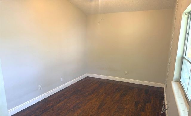 4221 LA SORRENTO COURT, Tampa, FL 33611