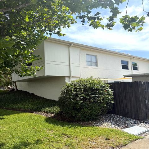 4221 LA SORRENTO COURT, Tampa, FL 33611