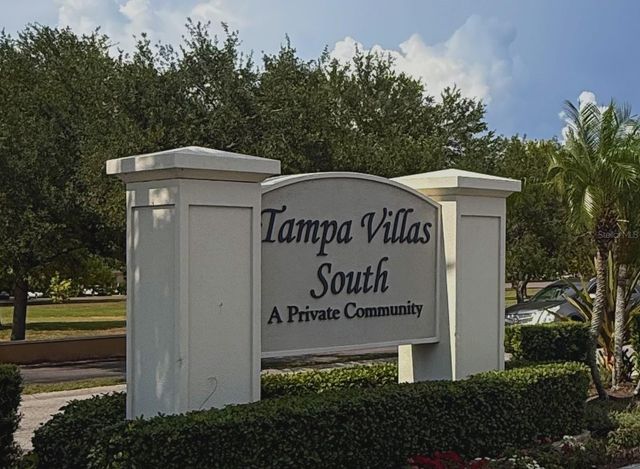 4221 LA SORRENTO COURT, Tampa, FL 33611