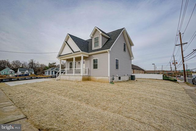 1 MYRTLE AVE, Gloucester City, NJ 08030