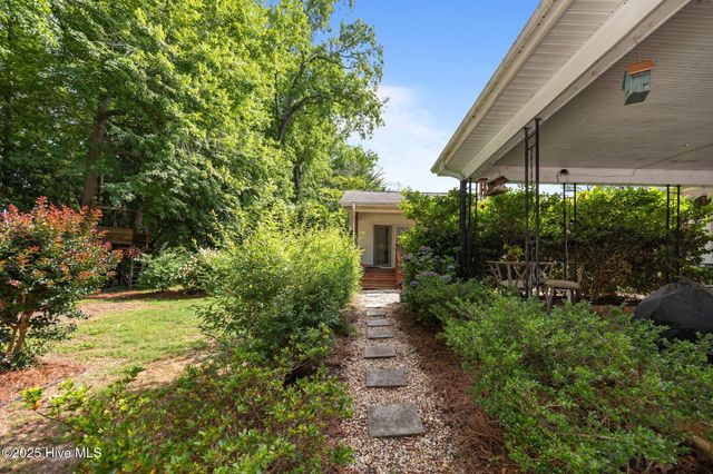 1744 Beaumont Drive, Greenville, NC 27858