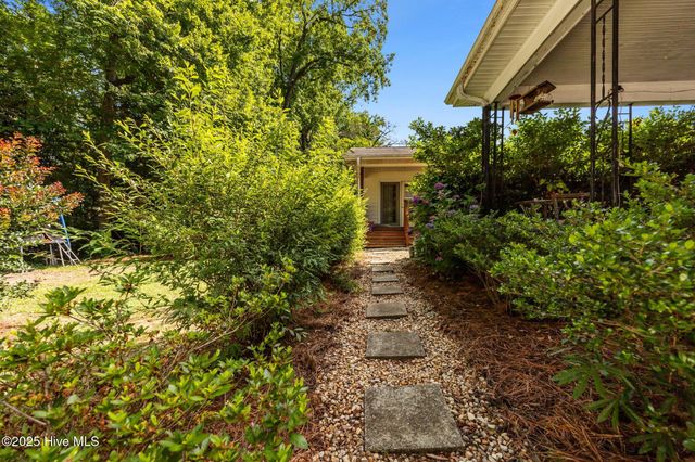 1744 Beaumont Drive, Greenville, NC 27858