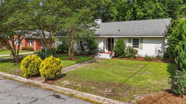 1744 Beaumont Drive, Greenville, NC 27858