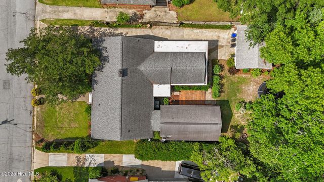 1744 Beaumont Drive, Greenville, NC 27858