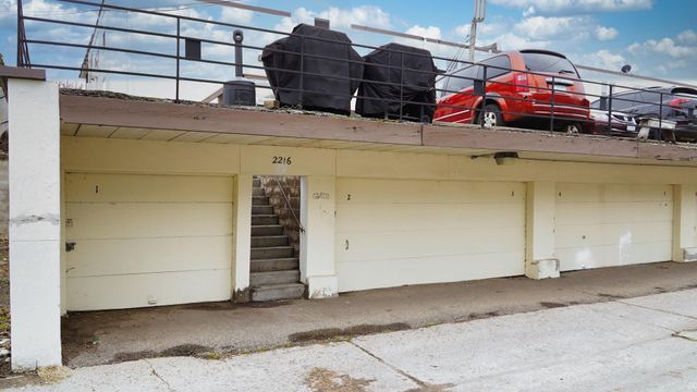 2216 Pleasant Avenue 205, Minneapolis, MN 55404