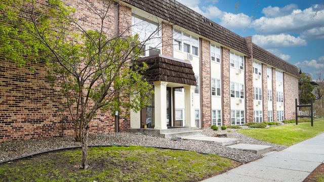 2216 Pleasant Avenue 205, Minneapolis, MN 55404