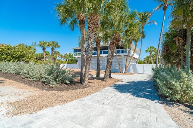 230 N GULF BOULEVARD, Placida, FL 33946