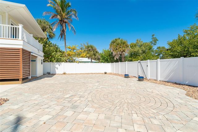 230 N GULF BOULEVARD, Placida, FL 33946