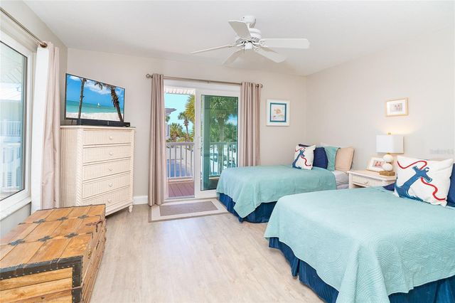 230 N GULF BOULEVARD, Placida, FL 33946