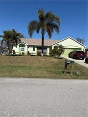 1415 SW 29th TER, Cape Coral, FL 33914