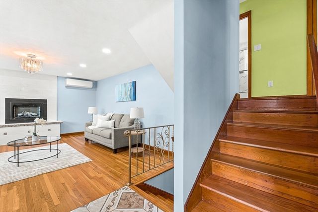 35 Fells Avenue Ter, Medford, MA 02155