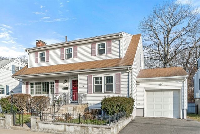 35 Fells Avenue Ter, Medford, MA 02155