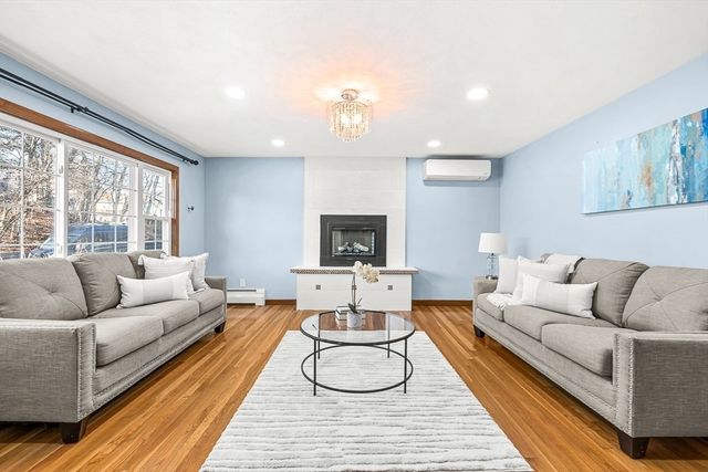 35 Fells Avenue Ter, Medford, MA 02155