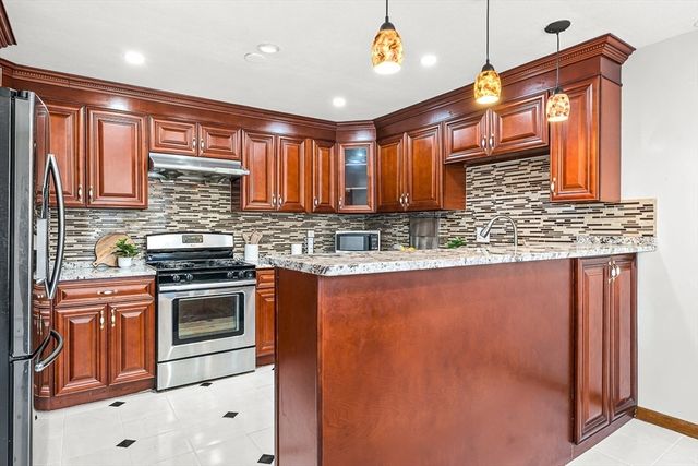 35 Fells Avenue Ter, Medford, MA 02155