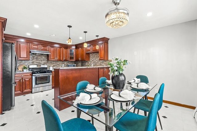 35 Fells Avenue Ter, Medford, MA 02155