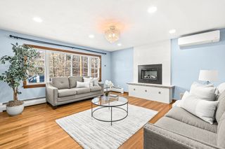 35 Fells Avenue Ter, Medford, MA 02155