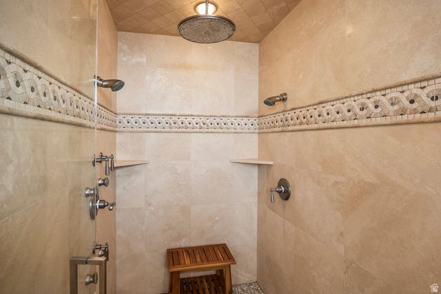 1742 E RIDGE POINT DR, Bountiful, UT 84010