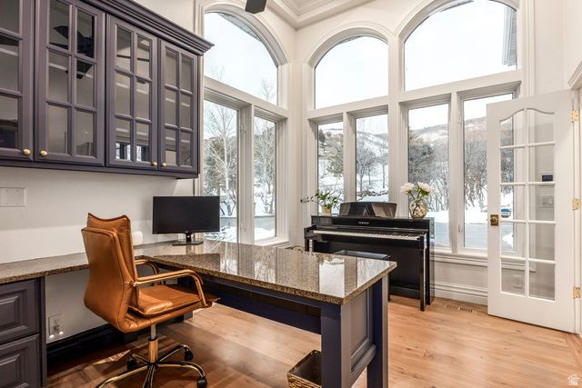 1742 E RIDGE POINT DR, Bountiful, UT 84010