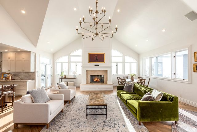 1742 E RIDGE POINT DR, Bountiful, UT 84010