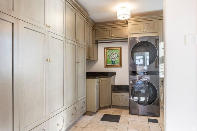 1742 E RIDGE POINT DR, Bountiful, UT 84010