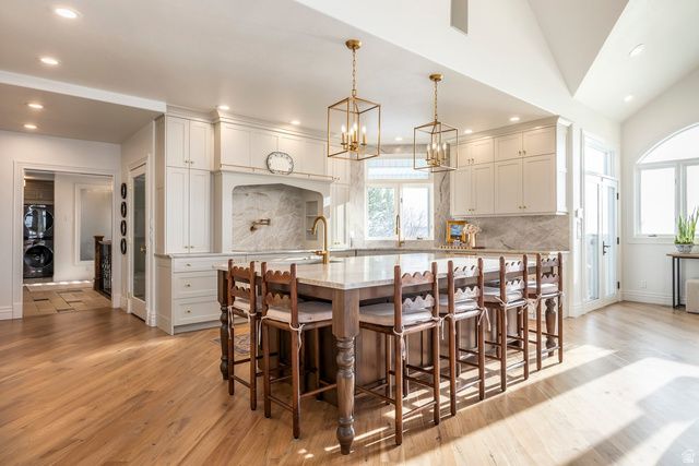 1742 E RIDGE POINT DR, Bountiful, UT 84010