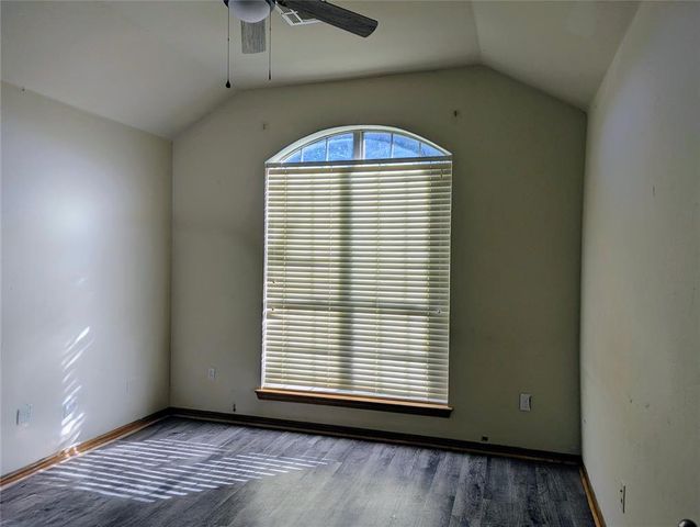 2705 SE 92nd Circle, Moore, OK 73160