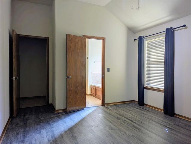 2705 SE 92nd Circle, Moore, OK 73160