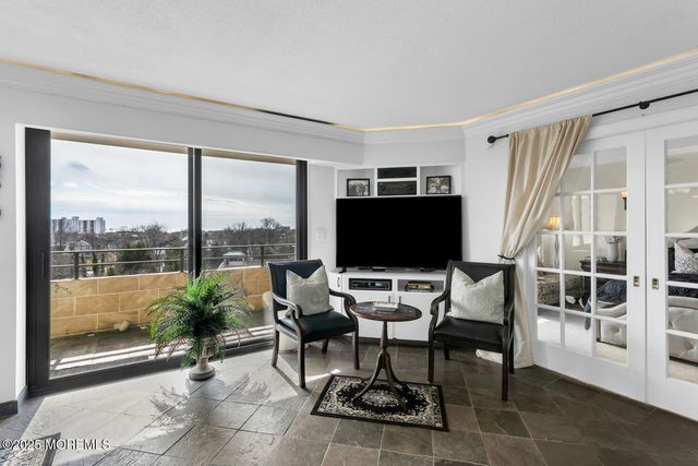 1 Channel Drive 705, Monmouth Beach, NJ 07750