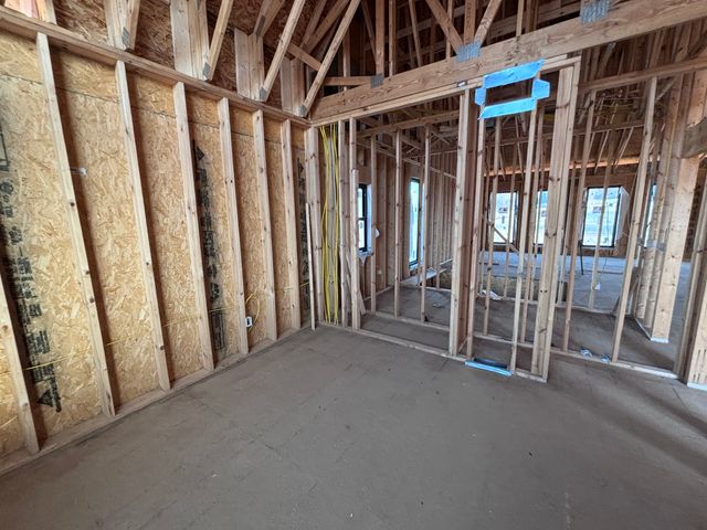 1916 Zara, Clinton, IA 52732