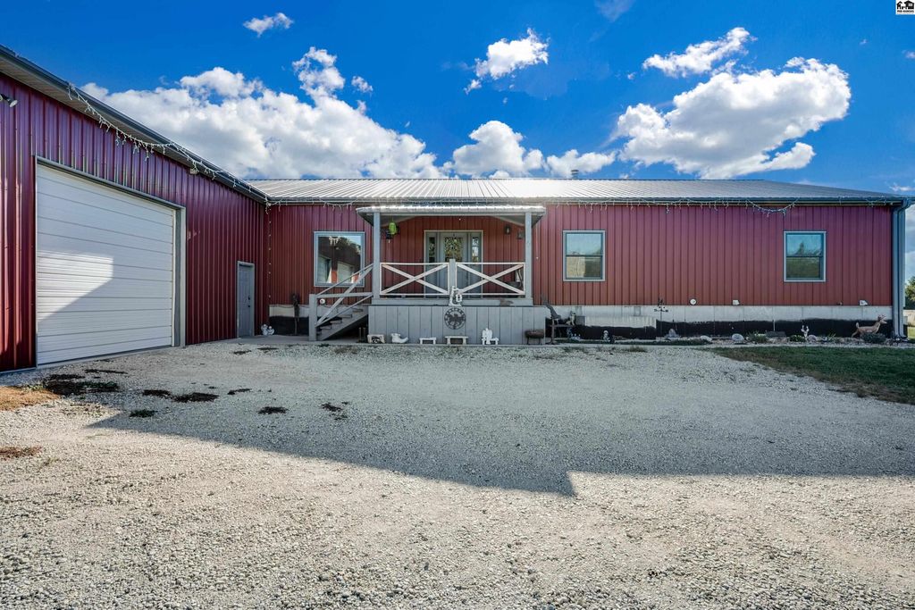 2308 18th Ave