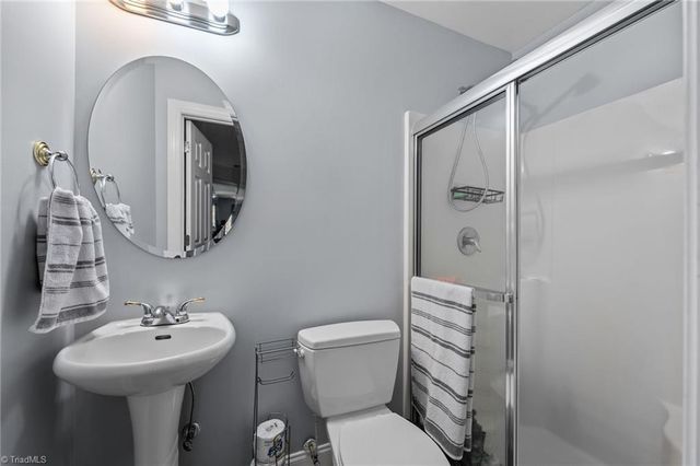 3224 Somerton Place, Burlington, NC 27215