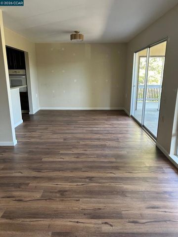 2901 Golden Rain Rd 2, Walnut Creek, CA 94595