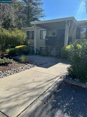 2901 Golden Rain Rd 2, Walnut Creek, CA 94595