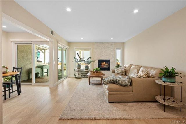 6757 Heath Court, Carlsbad, CA 92011