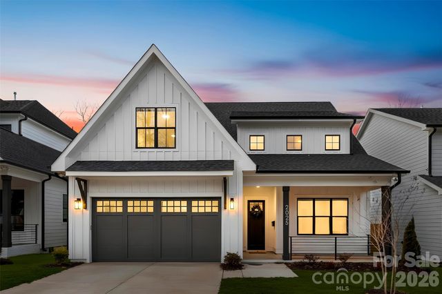 2025 South Street, Charlotte, NC 28208