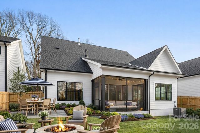 2025 South Street, Charlotte, NC 28208