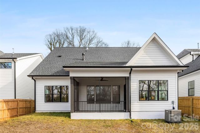 2025 South Street, Charlotte, NC 28208