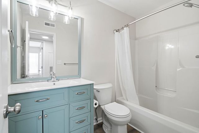 2220 Andover Dr Apt F, Surfside Beach, SC 29575