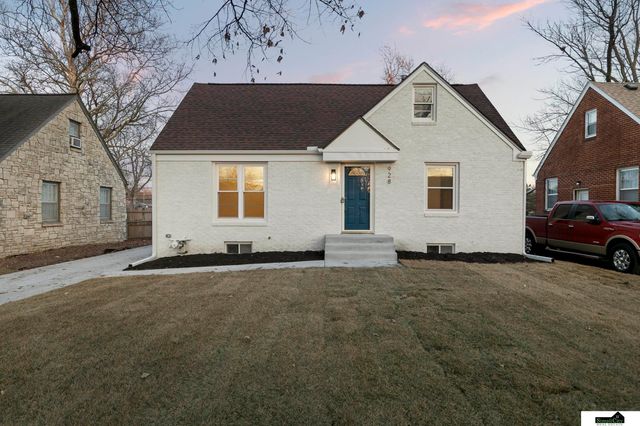 928 Clark Street, Lincoln, NE 68510