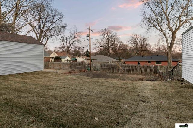 928 Clark Street, Lincoln, NE 68510