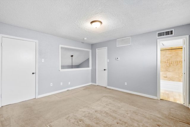 5840 Spring Valley Road 912, Dallas, TX 75254